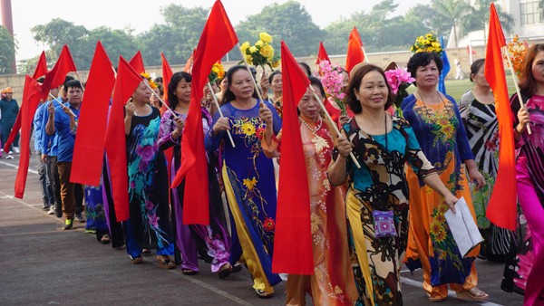 Diễu hành hội thao nghiệp vụ chữa cháy, cứu nạn tại quận Tây Hồ ảnh 5 Diễu hành hội thao nghiệp vụ chữa cháy, cứu nạn tại quận Tây Hồ ảnh 5