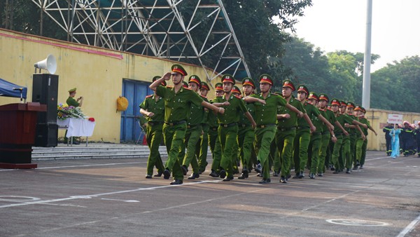 Diễu hành hội thao nghiệp vụ chữa cháy, cứu nạn tại quận Tây Hồ ảnh 12 Diễu hành hội thao nghiệp vụ chữa cháy, cứu nạn tại quận Tây Hồ ảnh 12