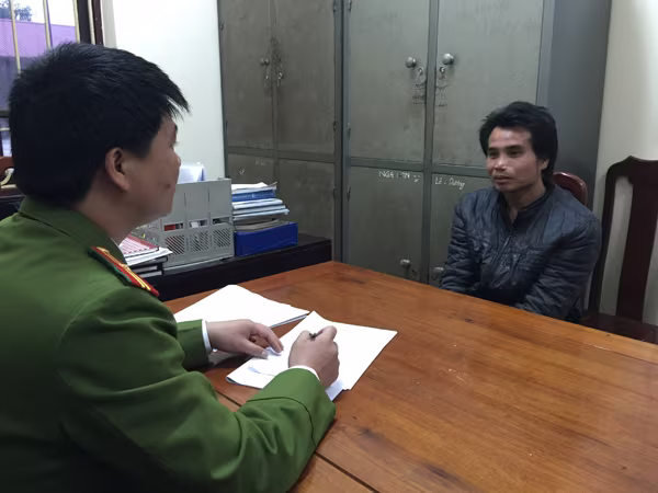 Khởi tố, tạm giam đối tượng đánh người gây thương tích ảnh 1 Khởi tố, tạm giam đối tượng đánh người gây thương tích ảnh 1