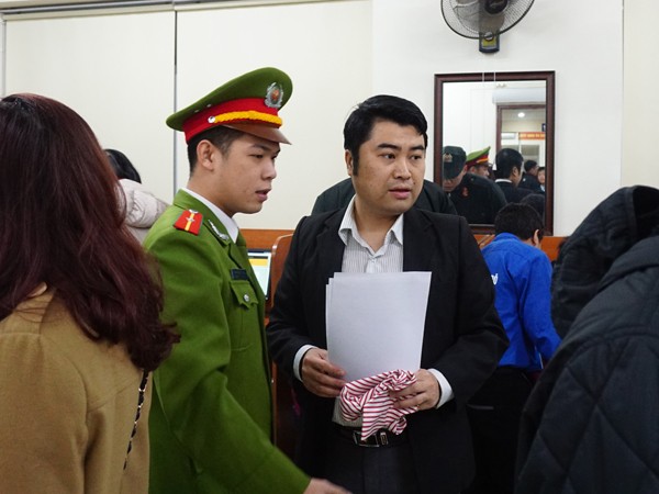 Nhiều hoạt động của tuổi trẻ Công an Thủ đô giúp đỡ người dân ảnh 9 Nhiều hoạt động của tuổi trẻ Công an Thủ đô giúp đỡ người dân ảnh 9