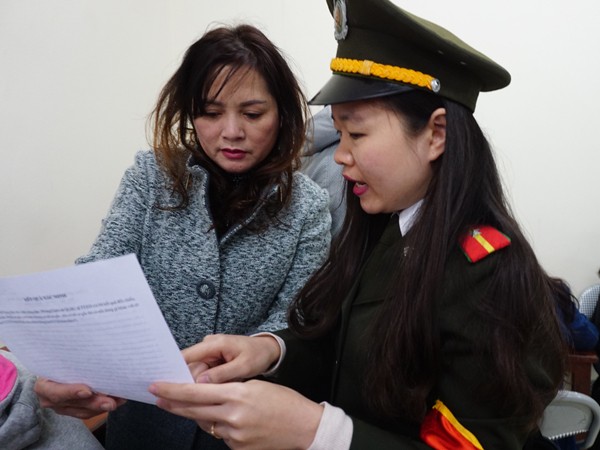 Nhiều hoạt động của tuổi trẻ Công an Thủ đô giúp đỡ người dân ảnh 8 Nhiều hoạt động của tuổi trẻ Công an Thủ đô giúp đỡ người dân ảnh 8