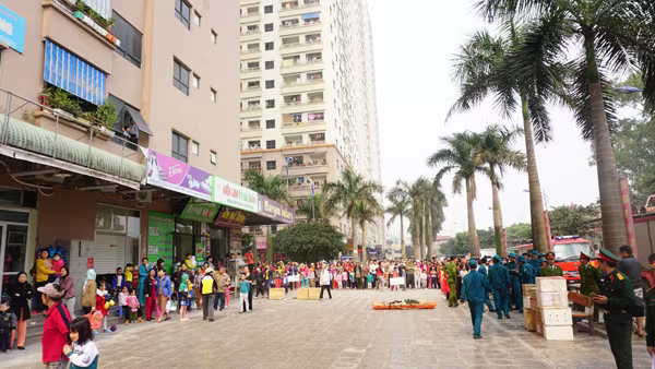 Hơn 20.000 người dân tham gia thực tập phương án chữa cháy, cứu nạn, cứu hộ ảnh 10 Hơn 20.000 người dân tham gia thực tập phương án chữa cháy, cứu nạn, cứu hộ ảnh 10