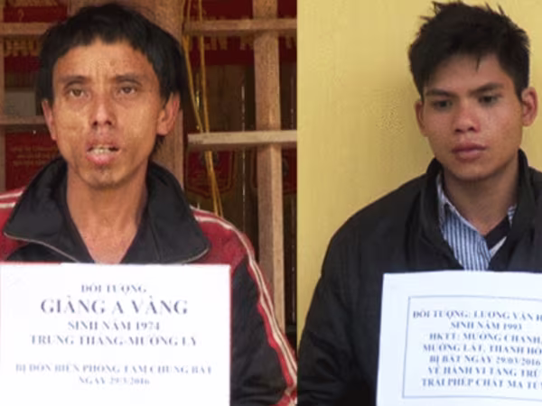 2 đối tượng vận chuyển 1kg nhựa thuốc phiện và 400 viên ma túy tổng hợp   ảnh 1