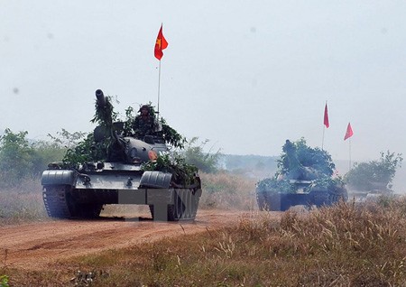 Binh đoàn Cửu Long diễn tập chiến thuật bắn đạn thật ảnh 9 Binh đoàn Cửu Long diễn tập chiến thuật bắn đạn thật ảnh 9