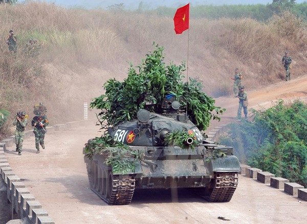 Binh đoàn Cửu Long diễn tập chiến thuật bắn đạn thật ảnh 7 Binh đoàn Cửu Long diễn tập chiến thuật bắn đạn thật ảnh 7