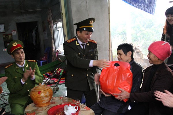 Cụm thi đua số 4 tổ chức ngày hội “Thắp lửa tình nguyện- Vì nhân dân phục vụ” ảnh 1 Cụm thi đua số 4 tổ chức ngày hội “Thắp lửa tình nguyện- Vì nhân dân phục vụ” ảnh 1