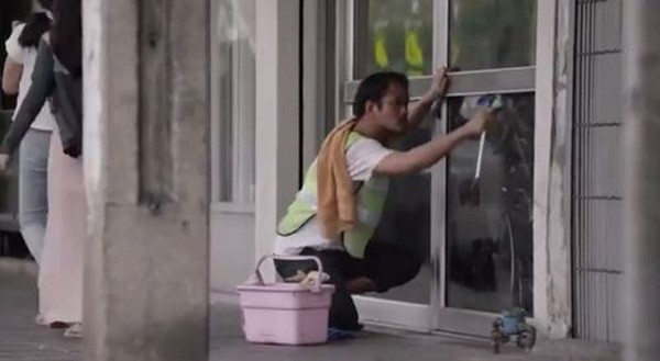 “Cha tôi là người nói dối” lay động trái tim hàng triệu người ảnh 2 “Cha tôi là người nói dối” lay động trái tim hàng triệu người ảnh 2