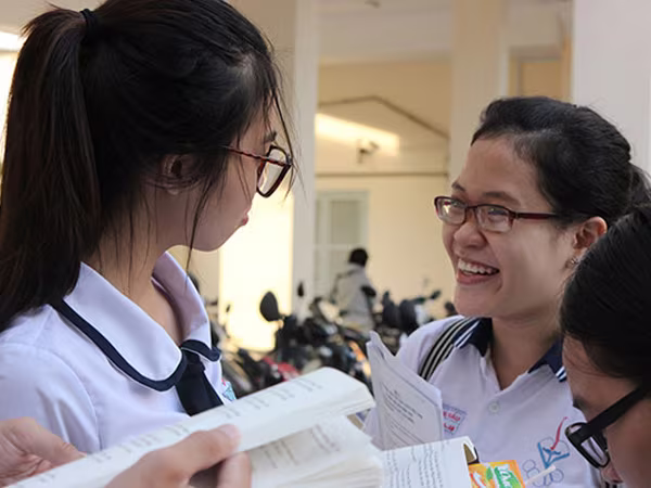 Audio 4-7-2015: Hà Nội chuẩn bị có mưa giông và chuyện quá ít thí sinh tham dự thi môn Lịch sử, Sinh học ảnh 1