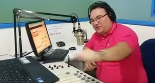 Audio 8-8-2015: Tai nạn kinh hoàng trên đường cao tốc Hà Nội – Thái Nguyên và nguy cơ khó lường ở Hạ Long sau mưa bão ảnh 4 Audio 8-8-2015: Tai nạn kinh hoàng trên đường cao tốc Hà Nội – Thái Nguyên và nguy cơ khó lường ở Hạ Long sau mưa bão ảnh 4