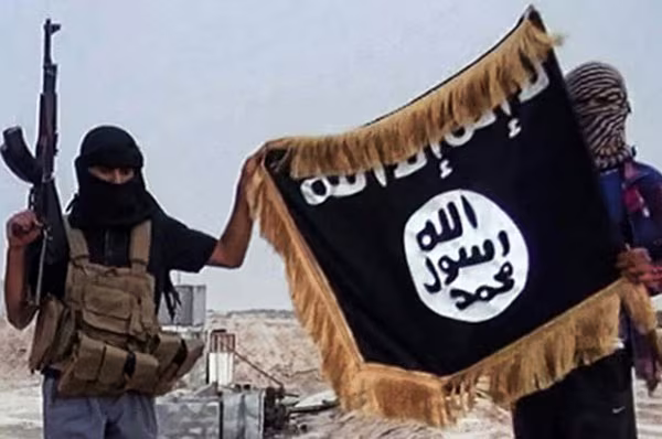 Audio 26-3-2016: Nghịch súng hoa cải, cháu bé 9 tuổi bị bắn trúng 8 viên đạn vào người ảnh 4 Audio 26-3-2016: Nghịch súng hoa cải, cháu bé 9 tuổi bị bắn trúng 8 viên đạn vào người ảnh 4