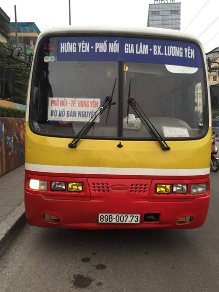 Hà Nội: Phát hiện nhiều xe khách giả xe buýt đón, trả khách tùy tiện ảnh 1 Hà Nội: Phát hiện nhiều xe khách giả xe buýt đón, trả khách tùy tiện ảnh 1