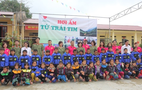 Sẻ chia hơi ấm từ trái tim ảnh 11 Sẻ chia hơi ấm từ trái tim ảnh 11