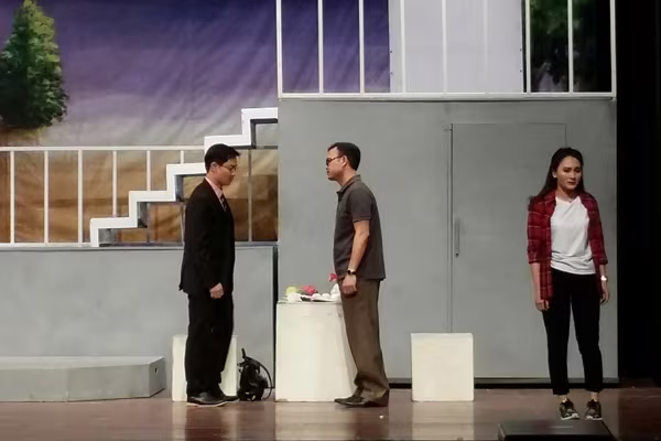 "Bão của hoàng hôn" - Ngợi ca phẩm chất tốt đẹp của người chiến sỹ CAND ảnh 9 "Bão của hoàng hôn" - Ngợi ca phẩm chất tốt đẹp của người chiến sỹ CAND ảnh 9