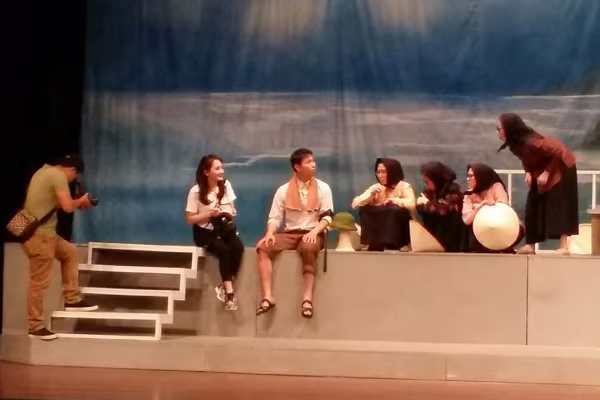 "Bão của hoàng hôn" - Ngợi ca phẩm chất tốt đẹp của người chiến sỹ CAND ảnh 5 "Bão của hoàng hôn" - Ngợi ca phẩm chất tốt đẹp của người chiến sỹ CAND ảnh 5