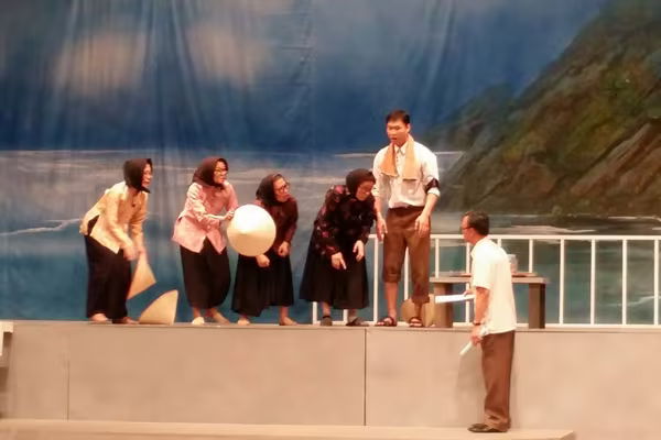 "Bão của hoàng hôn" - Ngợi ca phẩm chất tốt đẹp của người chiến sỹ CAND ảnh 4 "Bão của hoàng hôn" - Ngợi ca phẩm chất tốt đẹp của người chiến sỹ CAND ảnh 4