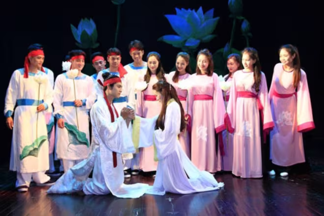 Khai mạc Liên hoan Sân khấu kịch nói chuyên nghiệp toàn quốc 2018 ảnh 1