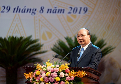 Thủ tướng Chính phủ Nguyễn Xuân Phúc: Các nghệ sĩ góp phần lan tỏa giá trị văn hóa Việt Nam ra thế giới ảnh 3 Thủ tướng Chính phủ Nguyễn Xuân Phúc: Các nghệ sĩ góp phần lan tỏa giá trị văn hóa Việt Nam ra thế giới ảnh 3