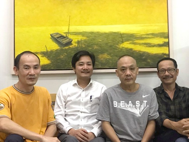 Phía sau những bức tranh đấu giá "Vượt qua đại dịch Covid-19": Ân tình đọng lại! ảnh 1 Phía sau những bức tranh đấu giá "Vượt qua đại dịch Covid-19": Ân tình đọng lại! ảnh 1