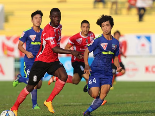 Vòng 2 V-League: Xa nhà, Công Phượng "cóng", HAGL lập tức thua ảnh 1 Vòng 2 V-League: Xa nhà, Công Phượng "cóng", HAGL lập tức thua ảnh 1