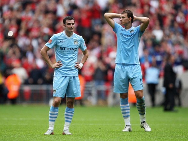 Cựu sao Man City có thể ngồi tù vì "quan hệ" với thiếu nữ tuổi 15 ảnh 1 Cựu sao Man City có thể ngồi tù vì "quan hệ" với thiếu nữ tuổi 15 ảnh 1