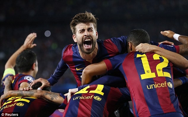 Pique khoe bộ sưu tập áo đấu “siêu khủng” khiến ai cũng thèm muốn ảnh 6 Pique khoe bộ sưu tập áo đấu “siêu khủng” khiến ai cũng thèm muốn ảnh 6