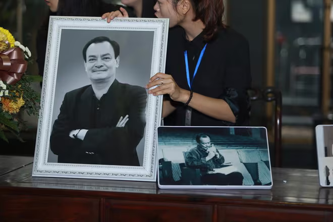 Tiễn đưa nhạc sĩ Thanh Tùng về với đất mẹ ảnh 12 Tiễn đưa nhạc sĩ Thanh Tùng về với đất mẹ ảnh 12