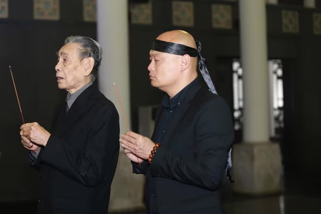 Tiễn đưa nhạc sĩ Thanh Tùng về với đất mẹ ảnh 3 Tiễn đưa nhạc sĩ Thanh Tùng về với đất mẹ ảnh 3