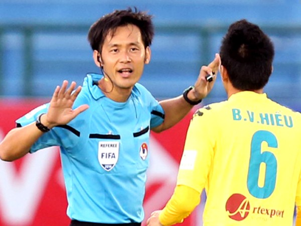 Trọng tài chính trận Việt Nam - Malaysia từng cầm còi V-League ảnh 1 Trọng tài chính trận Việt Nam - Malaysia từng cầm còi V-League ảnh 1