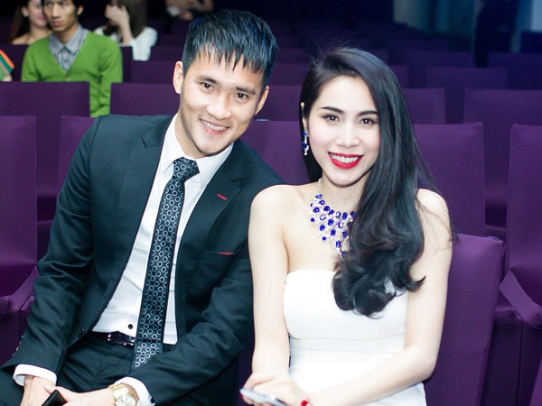 Công Vinh, Quốc Anh rủ nhau ghi “bàn thắng cuộc đời“ ảnh 1 Công Vinh, Quốc Anh rủ nhau ghi “bàn thắng cuộc đời“ ảnh 1