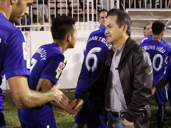 Bầu Đức: Đừng tung hô thái quá, V-League còn gian nan lắm... ảnh 1 Bầu Đức: Đừng tung hô thái quá, V-League còn gian nan lắm... ảnh 1