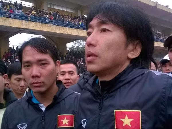 HLV Miura: Tôi chưa nghĩ tới việc đầu quân cho “bầu” Đức ảnh 1 HLV Miura: Tôi chưa nghĩ tới việc đầu quân cho “bầu” Đức ảnh 1