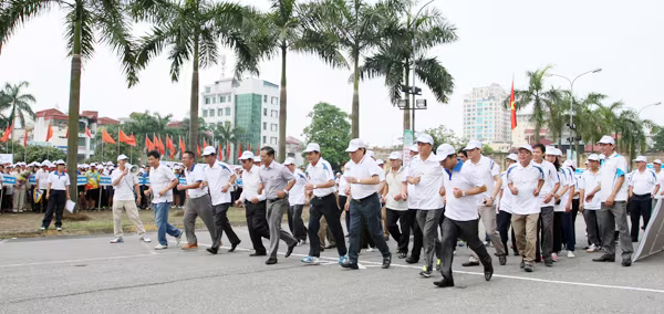 Hà Nội: 5.000 người chạy “Vì hòa bình“ ảnh 4 Hà Nội: 5.000 người chạy “Vì hòa bình“ ảnh 4