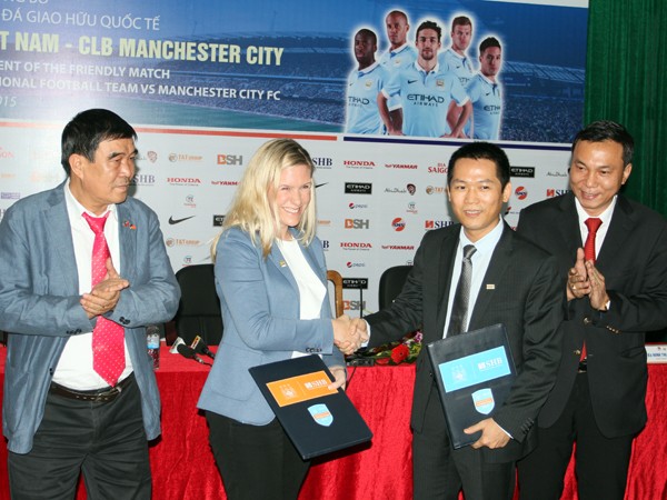 Đại diện Man City: "Chúng tôi mong sớm được gặp người hâm mộ Việt Nam" ảnh 1 Đại diện Man City: "Chúng tôi mong sớm được gặp người hâm mộ Việt Nam" ảnh 1