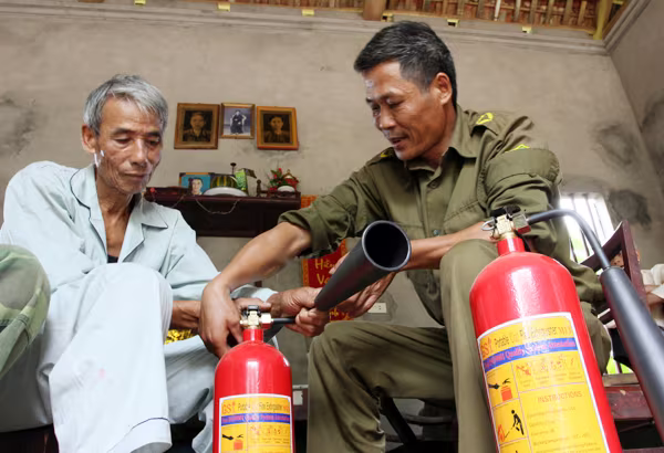 Khám phá ngôi nhà tự phát hỏa liên tục đầy bí ẩn ở Phú Thọ ảnh 17 Khám phá ngôi nhà tự phát hỏa liên tục đầy bí ẩn ở Phú Thọ ảnh 17