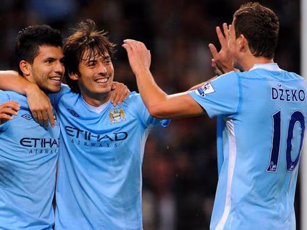 Danh sách chính thức 29 cầu thủ Man City sang Việt Nam ảnh 1