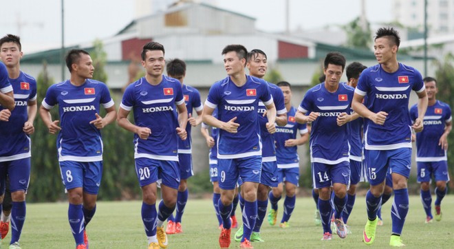 Thầy trò Miura tìm phương án chọc thủng lưới Man City ảnh 1 Thầy trò Miura tìm phương án chọc thủng lưới Man City ảnh 1