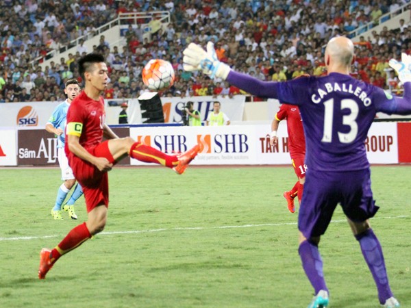 Văn Quyết: "Cảm giác chọc thủng lưới Man City thật khó tả!" ảnh 3 Văn Quyết: "Cảm giác chọc thủng lưới Man City thật khó tả!" ảnh 3