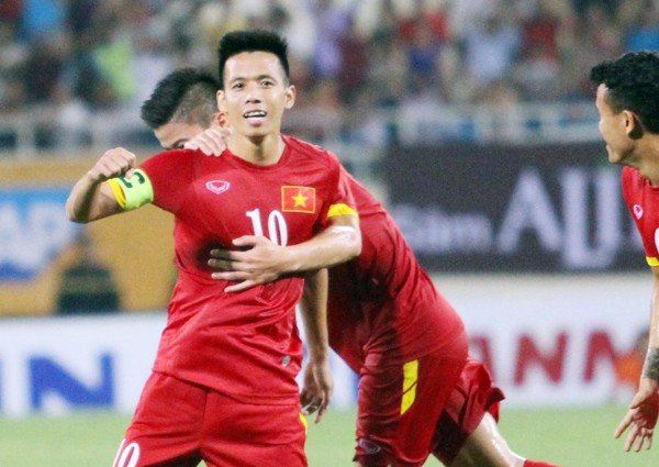 Văn Quyết: "Cảm giác chọc thủng lưới Man City thật khó tả!" ảnh 4 Văn Quyết: "Cảm giác chọc thủng lưới Man City thật khó tả!" ảnh 4