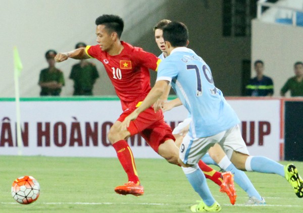 Văn Quyết: "Cảm giác chọc thủng lưới Man City thật khó tả!" ảnh 1 Văn Quyết: "Cảm giác chọc thủng lưới Man City thật khó tả!" ảnh 1