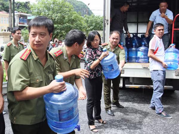 Món quà Thủ đô mát lòng người dân vùng tâm lũ Quảng Ninh ảnh 5