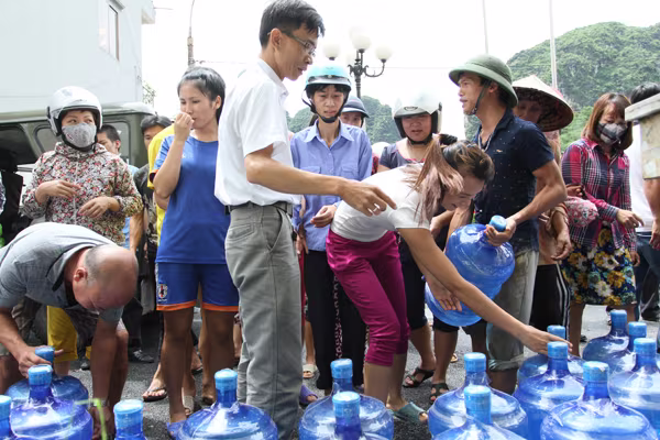 Món quà Thủ đô mát lòng người dân vùng tâm lũ Quảng Ninh ảnh 11
