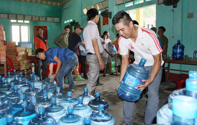 Món quà Thủ đô mát lòng người dân vùng tâm lũ Quảng Ninh ảnh 6