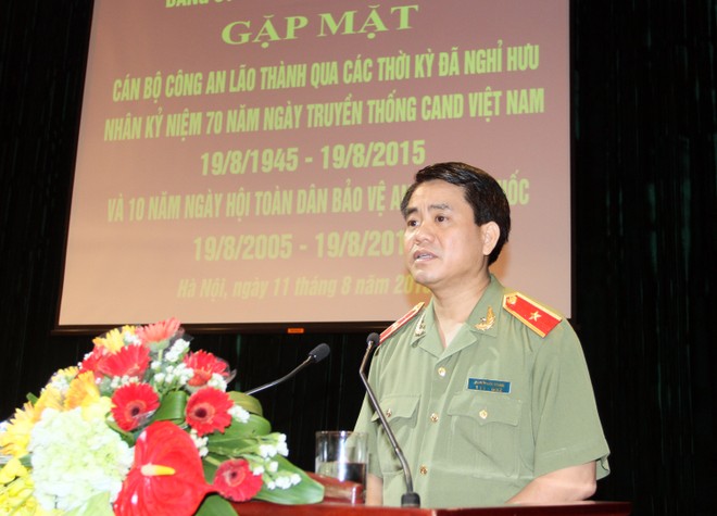 Xúc động buổi gặp mặt các cán bộ lão thành Công an Hà Nội ảnh 6 Xúc động buổi gặp mặt các cán bộ lão thành Công an Hà Nội ảnh 6