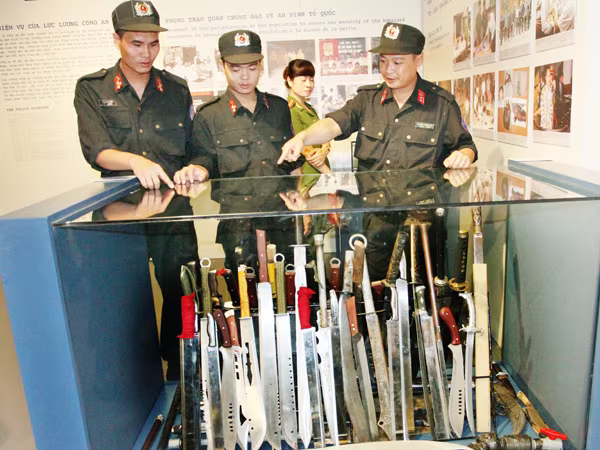 Bảo tàng Công an Hà Nội trưng bày những gì? ảnh 12