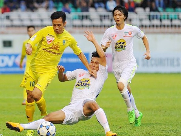 Rộ nghi vấn HAGL được "cứu" ở lại V-League ảnh 1 Rộ nghi vấn HAGL được "cứu" ở lại V-League ảnh 1