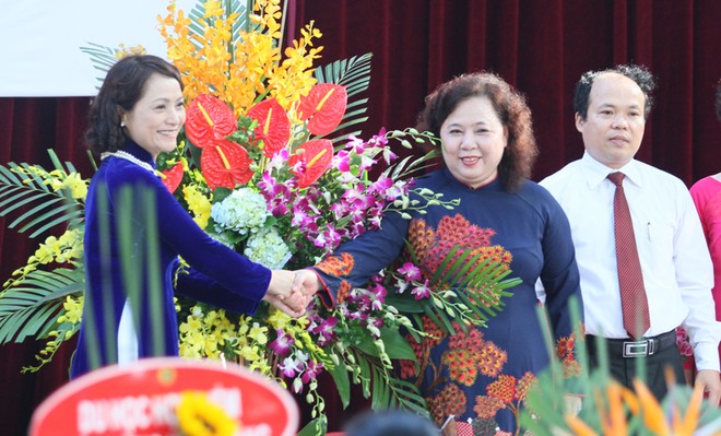 Hãy viết tiếp những trang sử mới cho ngôi trường giàu truyền thống ảnh 1 Hãy viết tiếp những trang sử mới cho ngôi trường giàu truyền thống ảnh 1