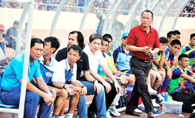 Nhìn lại V-League 2015 qua... những tranh cãi ảnh 4 Nhìn lại V-League 2015 qua... những tranh cãi ảnh 4