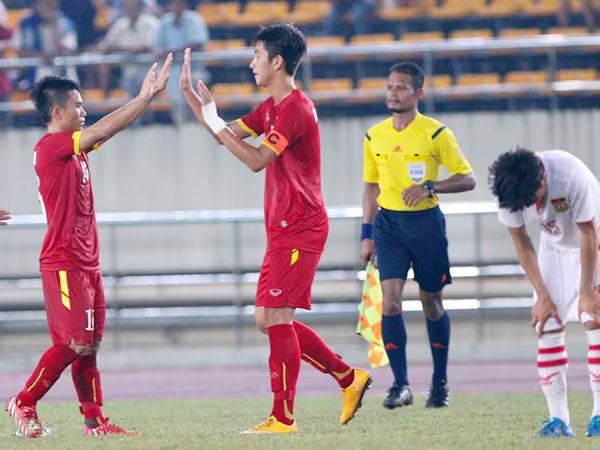 Đàn em Công Phượng hạ Hong Kong 3-1 ở vòng loại U19 châu Á ảnh 1 Đàn em Công Phượng hạ Hong Kong 3-1 ở vòng loại U19 châu Á ảnh 1