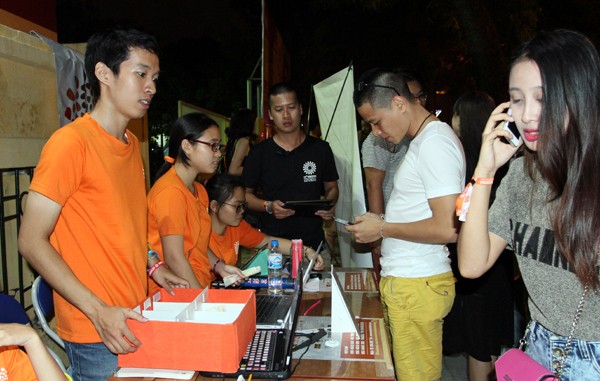 Rực rỡ, sôi động đêm khai màn Monsoon Music Festival 2015 ảnh 1 Rực rỡ, sôi động đêm khai màn Monsoon Music Festival 2015 ảnh 1