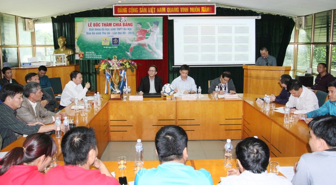 50 đội tranh tài mùa thứ XV giải bóng đá học sinh THPT Hà Nội - Báo ANTĐ ảnh 3 50 đội tranh tài mùa thứ XV giải bóng đá học sinh THPT Hà Nội - Báo ANTĐ ảnh 3